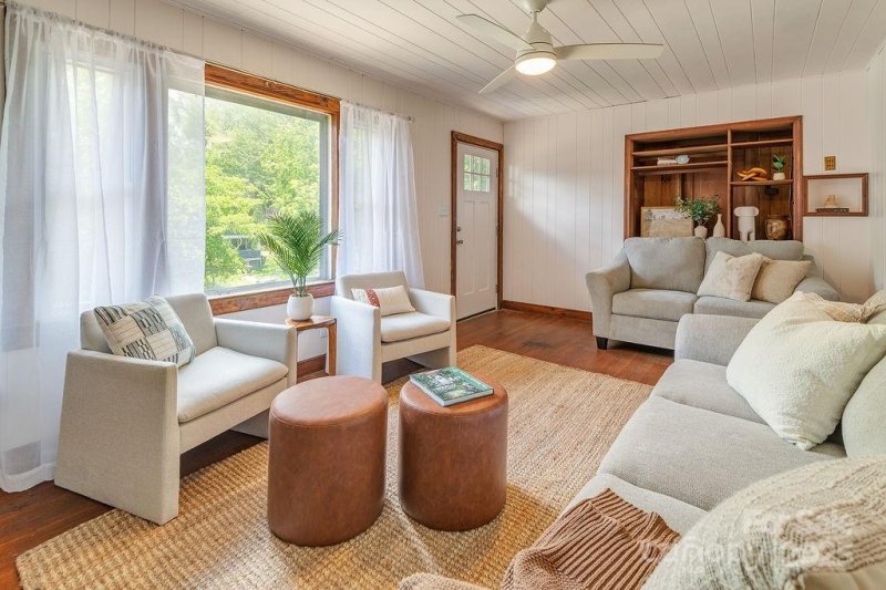 Property image 4 at 28 Robindale Avenue, Asheville, NC 28801