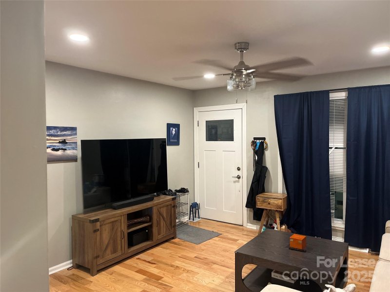 Property image 4 at 4733 The Plaza Plaza, Charlotte, NC 28215