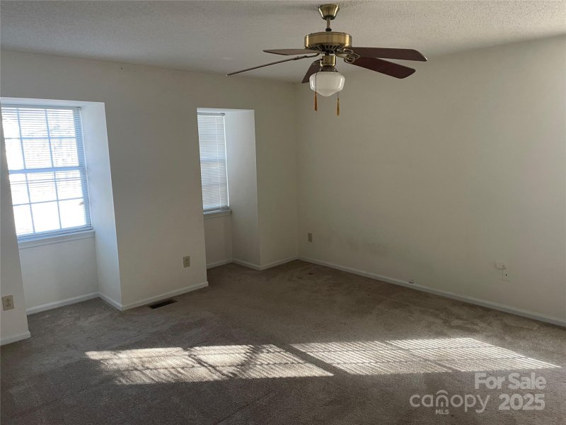 Property image 5 at 10006 White Cascade Drive, Charlotte, NC 28269