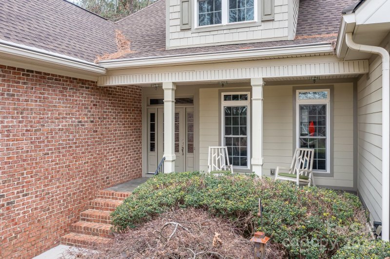 Property image 2 of 302 Mccrary Road in Mccrary Woods, Mooresville, NC 28117