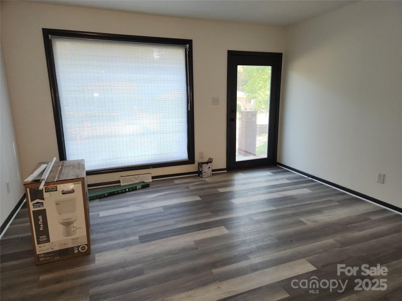 Property image 2 at 4718 Americana Avenue, Charlotte, NC 28215