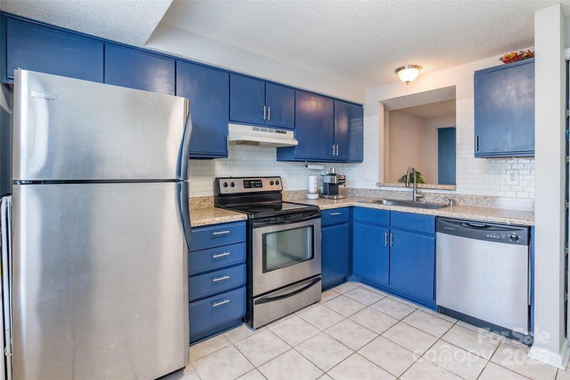 Property image 3 at 182 Water Oak Drive, Pineville, NC 28134