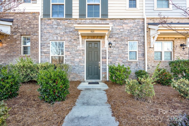 Property image 2 at 9115 Bluefield Street, Charlotte, NC 28273