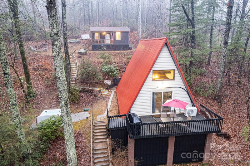 42 Rainbow Lake Circle