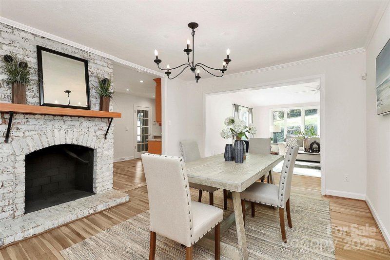 Property image 3 at 3828 Chandworth Road, Charlotte, NC 28210