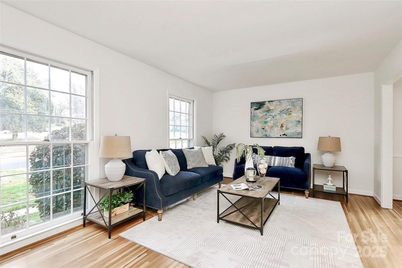 Property image 4 at 3828 Chandworth Road, Charlotte, NC 28210