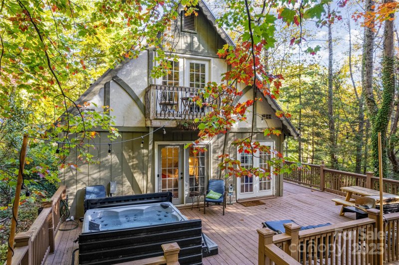 Property image 4 of 21 Christy Lane in Maggie Valley Country Club Est, Maggie Valley, NC 28751