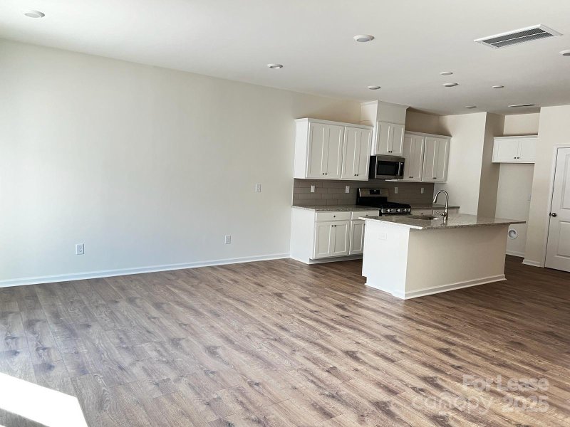 Property image 3 at 7127 Bentz Street, Charlotte, NC 28269