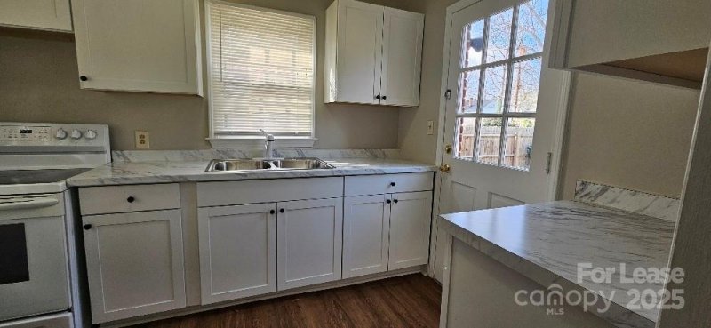 Property image 4 at 3739 Mcmillan Street, Charlotte, NC 28205