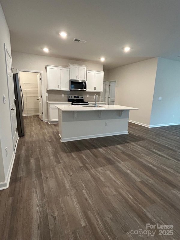 Property image 3 at 3728 13th Street, Hickory, NC 28601