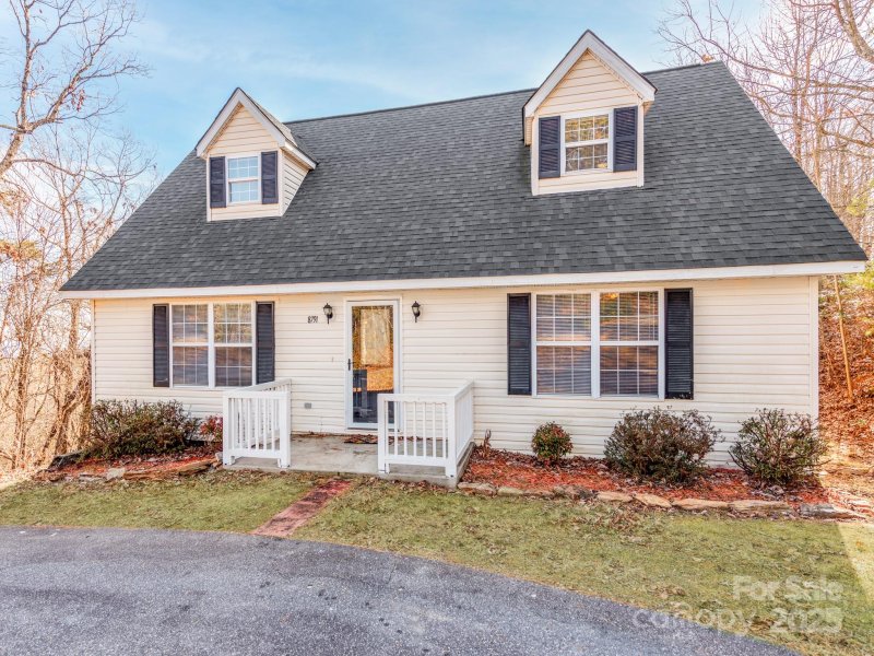 Property image 3 at 8791 Lisa Trail, Connelly Springs, NC 28612