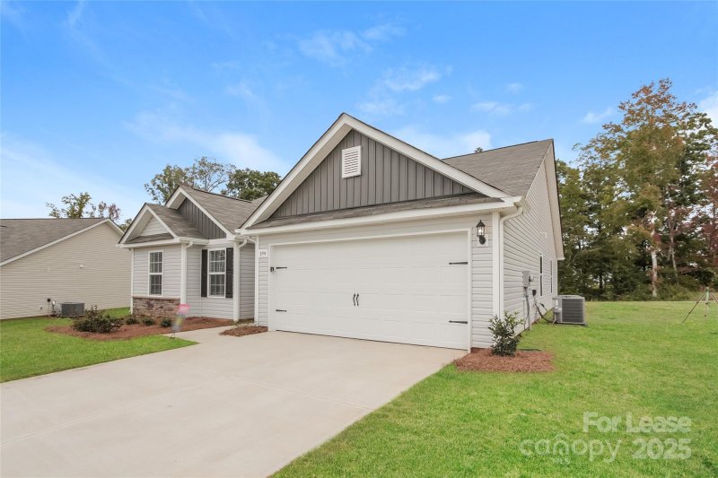 Property image 3 at 394 Kenyon Drive, Kings Mountain, NC 28086