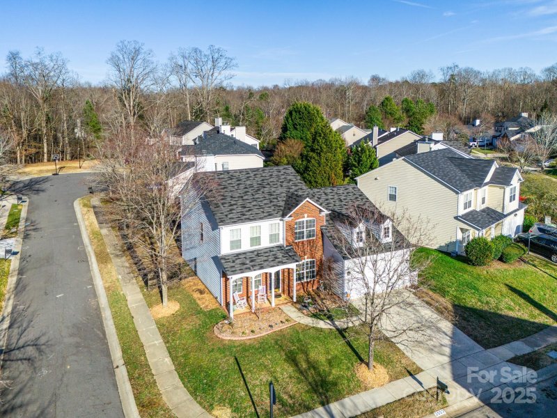 Property image 3 at 2003 Galty Lane, Charlotte, NC 28270