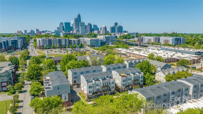 Property image 2 at 448 E 16th Street, Charlotte, NC 28206