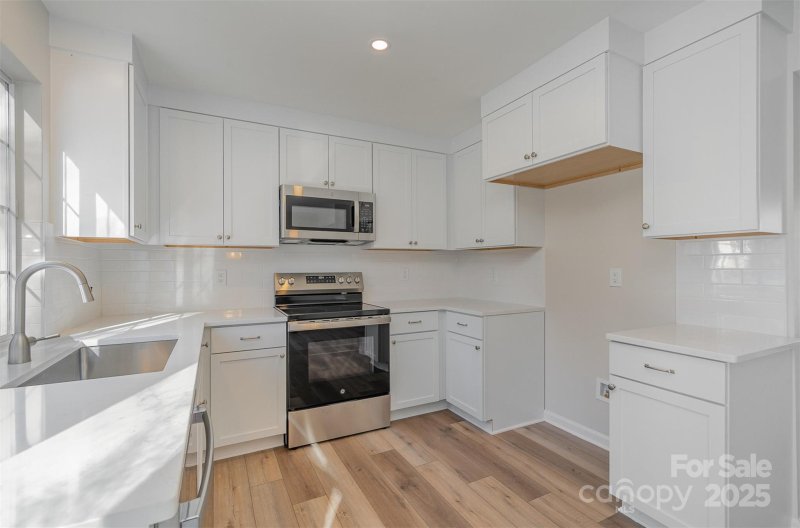 Property image 4 at 8506 Milton Morris Drive, Charlotte, NC 28227