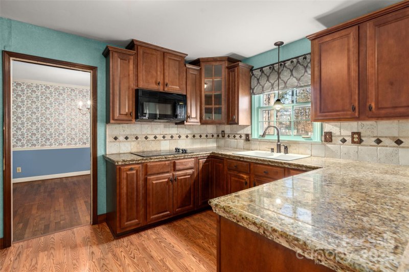 Property image 4 at 7100 Leesburg Road, Charlotte, NC 28215