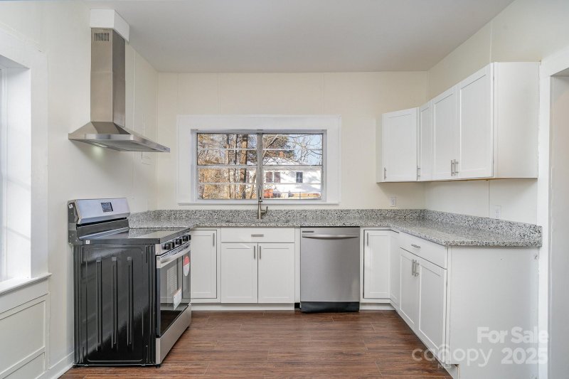 Property image 3 at 520 Waddell Drive, Albemarle, NC 28001