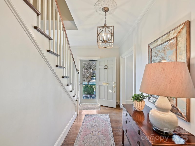 Property image 5 at 2021 S Wendover Road, Charlotte, NC 28211