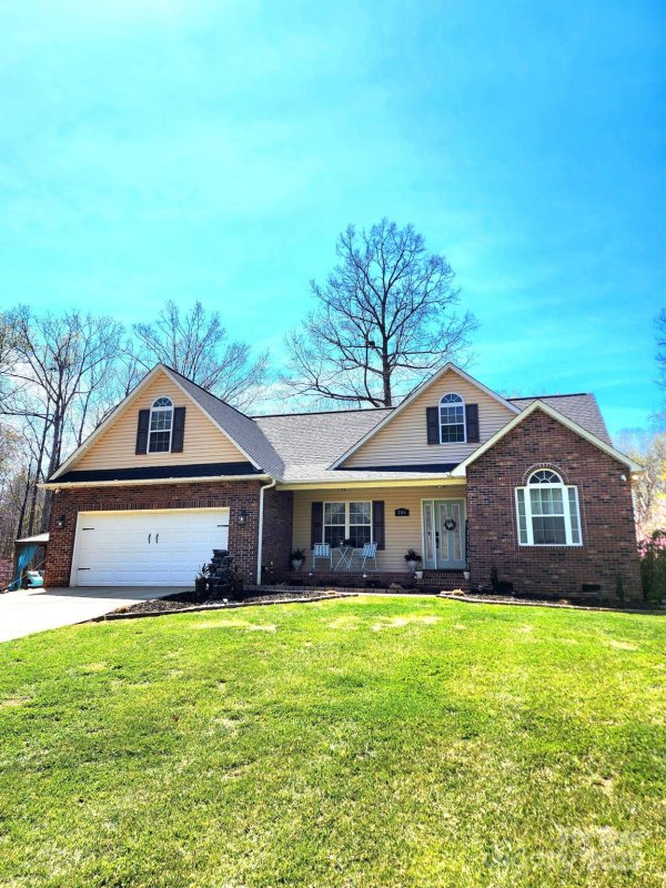 Property image 3 of 306 Bluegill Lane in Poplar Ridge, Statesville, NC 28625