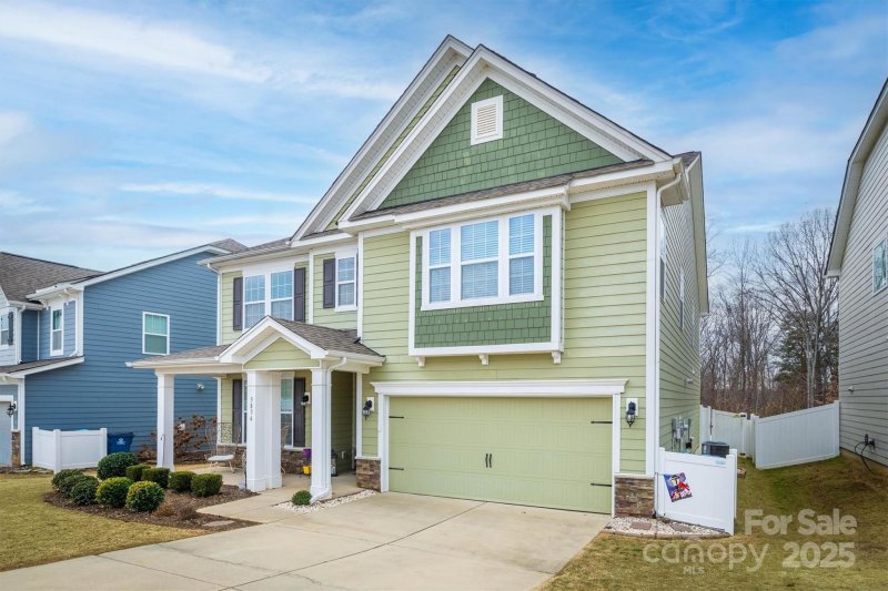 Property image 2 at 3836 Lake Breeze Drive, Sherrills Ford, NC 28673