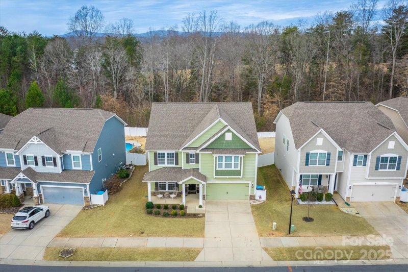 Property image 3 at 3836 Lake Breeze Drive, Sherrills Ford, NC 28673