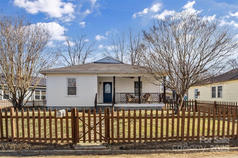 Property image 2 at 114 Edwards Avenue, Swannanoa, NC 28778