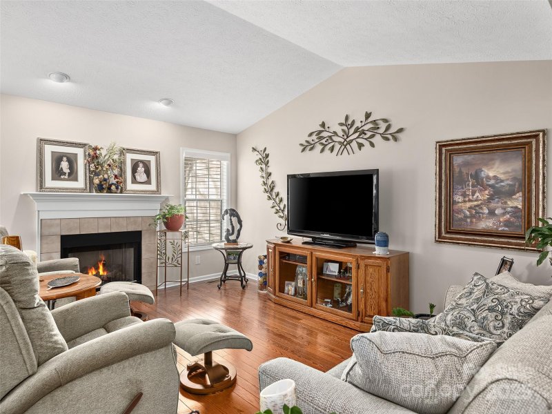 Property image 3 at 6 Pinehurst Court, Etowah, NC 28729