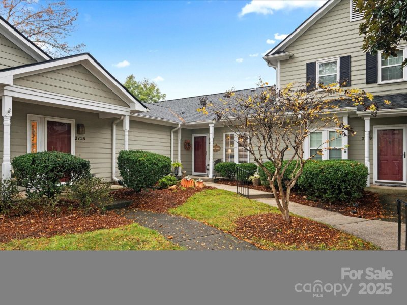 Property image 2 at 2717 New Hamlin Way, Charlotte, NC 28210