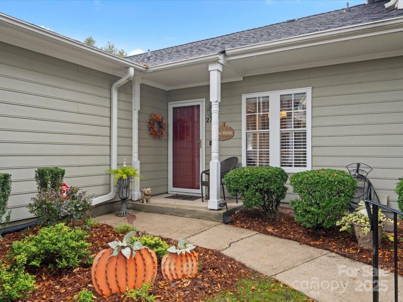 Property image 3 at 2717 New Hamlin Way, Charlotte, NC 28210