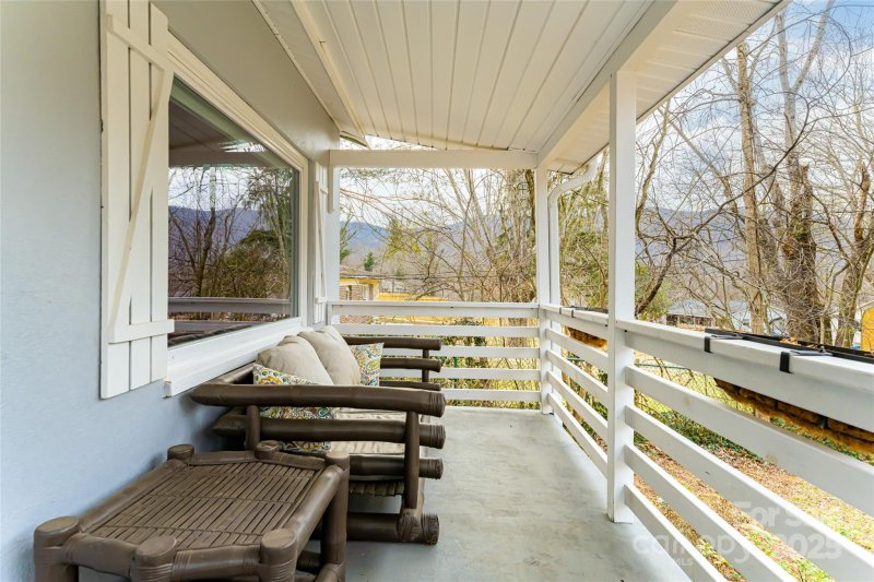 Property image 5 at 232 Northwest Avenue, Swannanoa, NC 28778