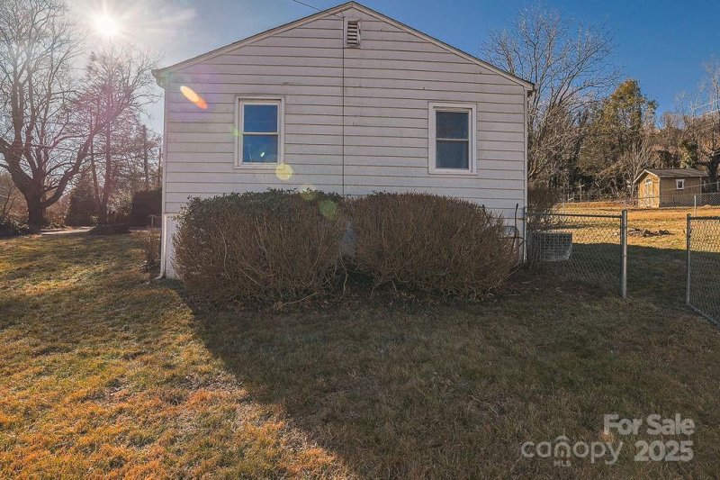 Property image 5 at 388 Beaucatcher Road, Asheville, NC 28805