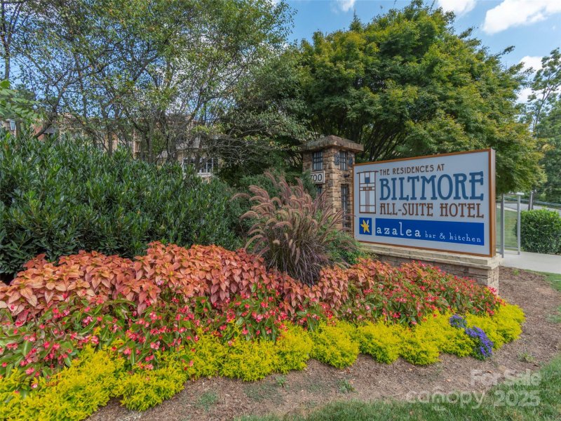 Property image 4 at 330 Bowling Park Road, Asheville, NC 28803