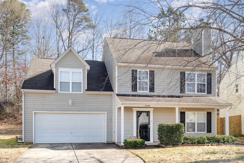 Property image 4 at 5326 Kiev Drive, Charlotte, NC 28216