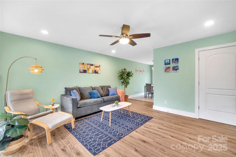 Property image 4 at 2027 Ibis Court, Charlotte, NC 28205