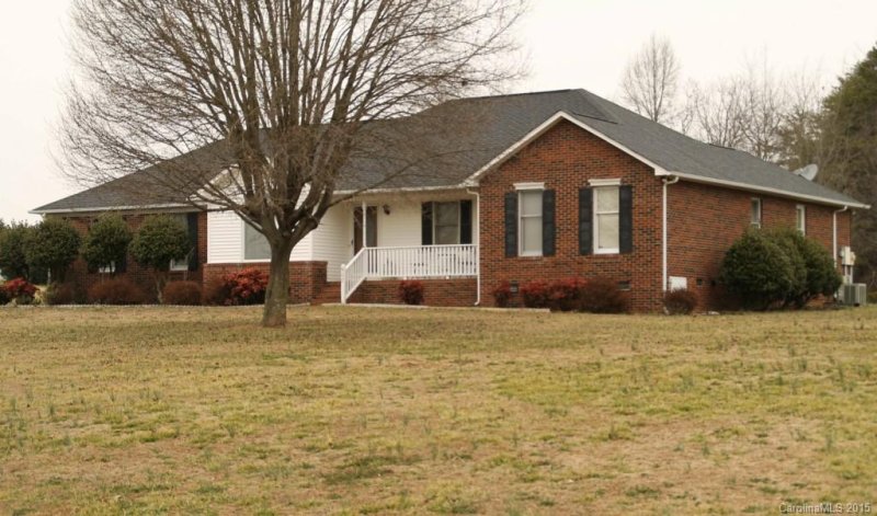 Property image 2 at 607 Sandycrest Drive, Cherryville, NC 28021