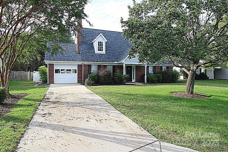 12115 Landing Green Drive