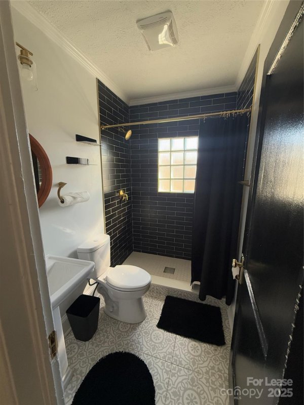 Property image 2 at 1216 Morningside Drive, Charlotte, NC 28205