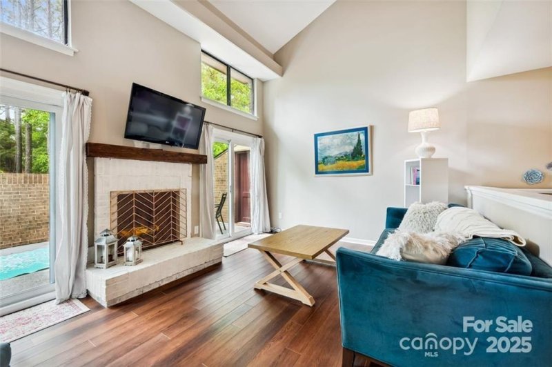 Property image 3 at 8049 Charter Oak Lane, Charlotte, NC 28226