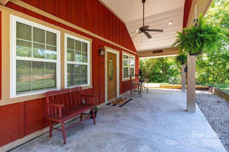 Property image 2 of 15 Weaver Hill Road in Haw Creek, Asheville, NC 28805