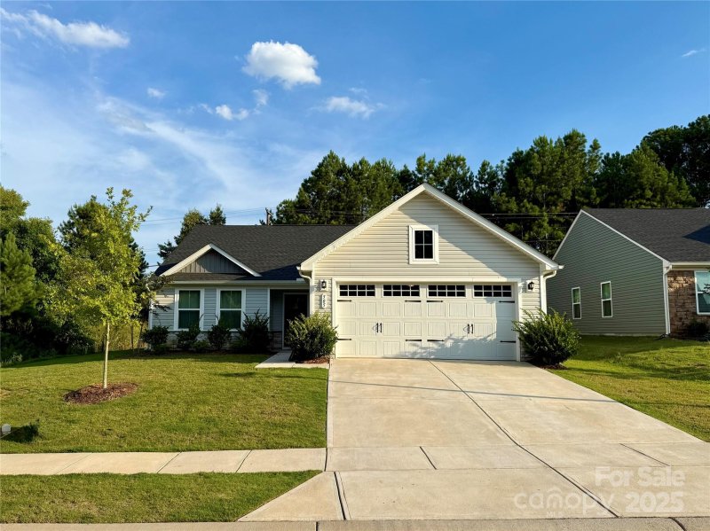 Property image 2 of 505 Grandiflora Avenue in Rosegate, Lancaster, SC 29720