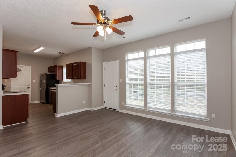 Property image 4 at 2922 Hawick Commons Drive, Concord, NC 28027