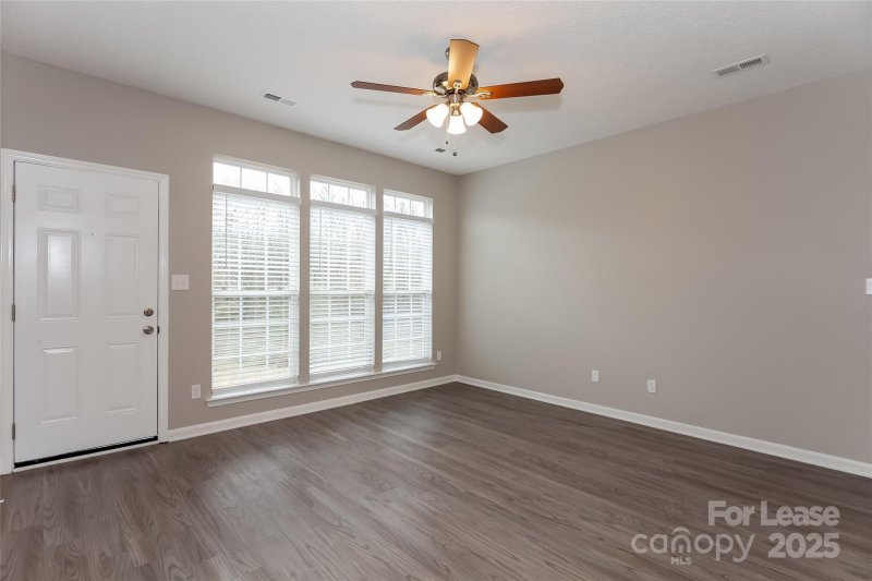 Property image 5 at 2922 Hawick Commons Drive, Concord, NC 28027