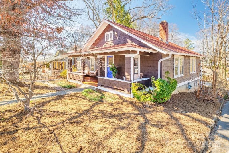 Property image 2 at 91 Fairfax Avenue, Asheville, NC 28806