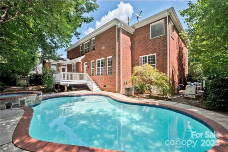 Property image 2 at 15613 Glen Miro Drive, Huntersville, NC 28078