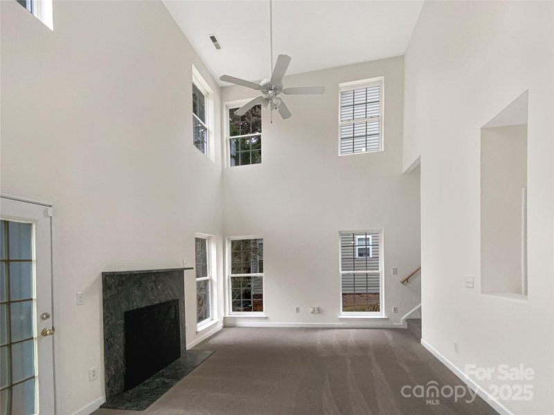 Property image 3 at 8200 Suttonview Drive, Charlotte, NC 28269