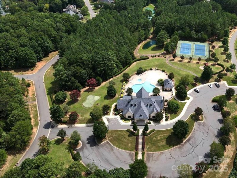 Property image 4 of 1312a Reflection Pointe Boulevard in Reflection Pointe, Belmont, NC 28012