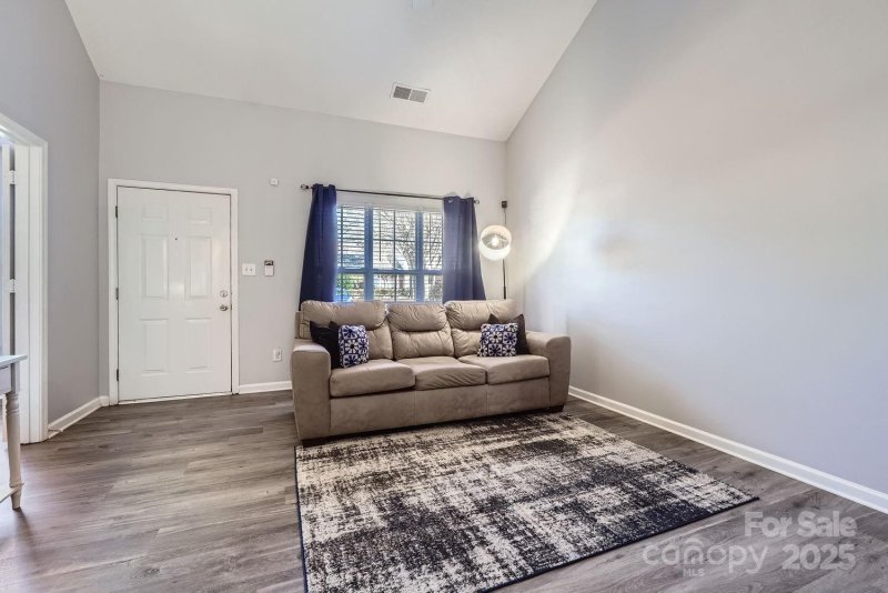 Property image 4 at 7871 Petrea Lane, Charlotte, NC 28227