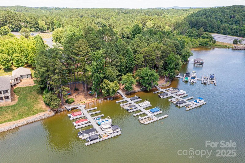 Property image 5 at 5501 Bridgewater Drive, Granite Falls, NC 28630