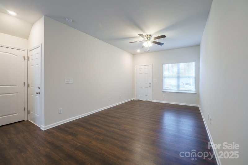 Property image 3 at 6340 Revolutionary Trail, Charlotte, NC 28217