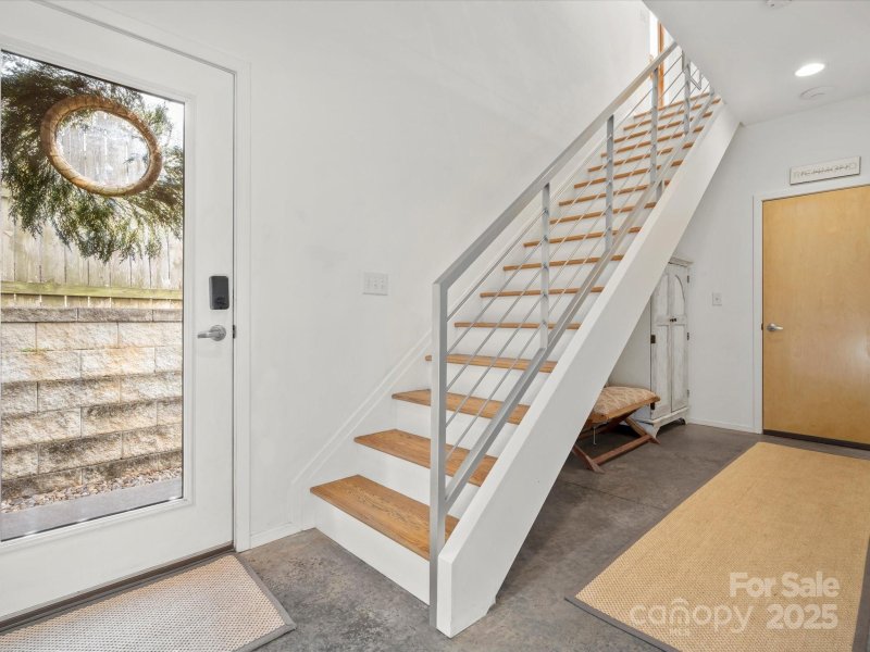 Property image 4 at 914 Greenleaf Avenue, Charlotte, NC 28202